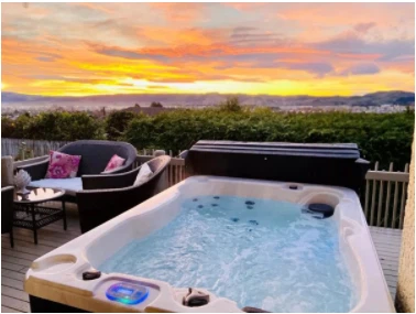 Deel enkele praktische vrijstaande jacuzzi-spa-methoden